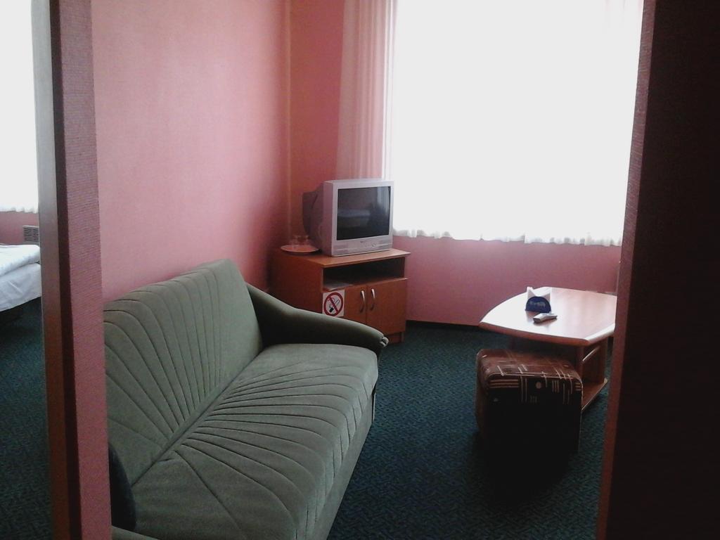 Hotel Skaistaziede Šiauliai Zimmer foto